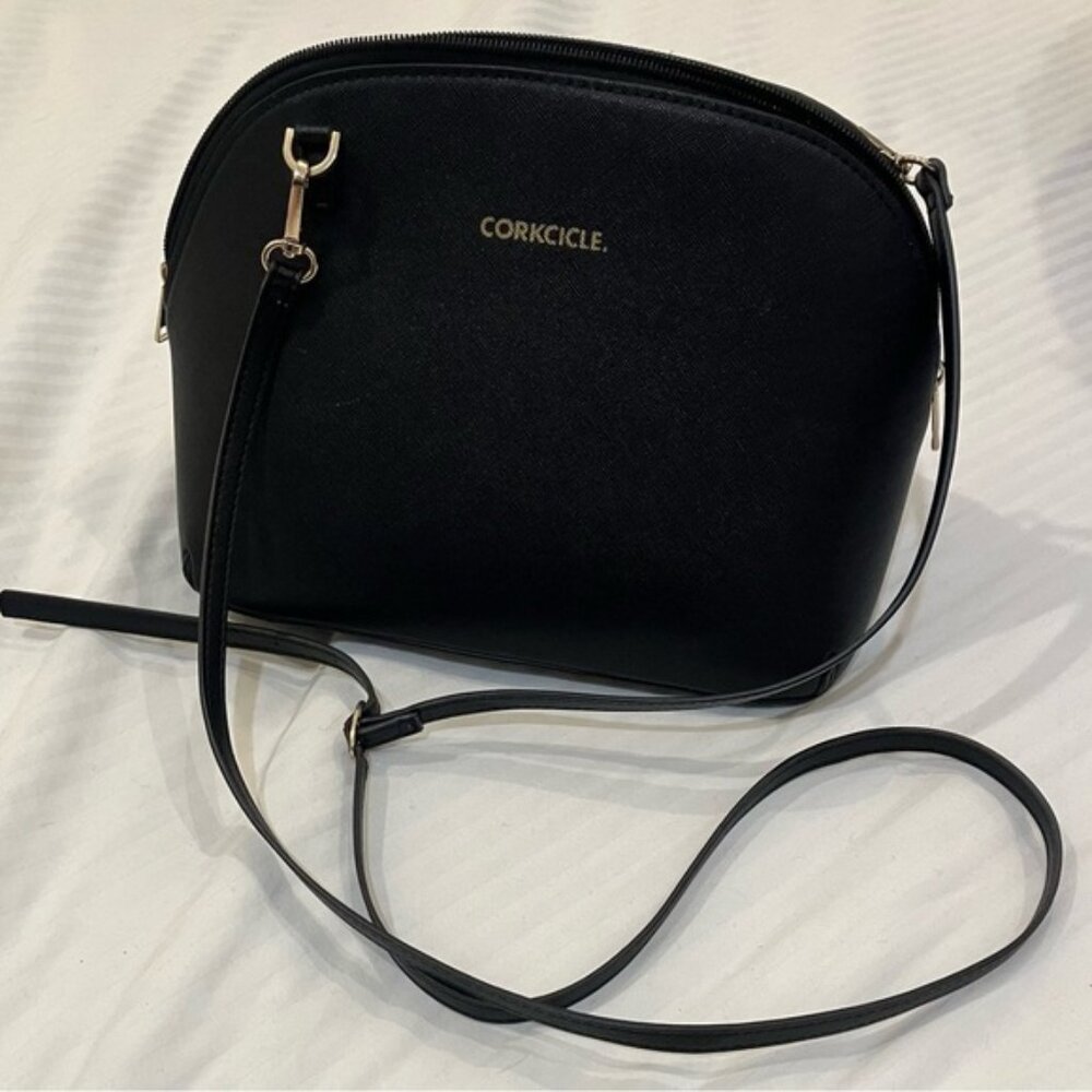 Corkcicle Black Crossbody Bag  discreet cooler purse